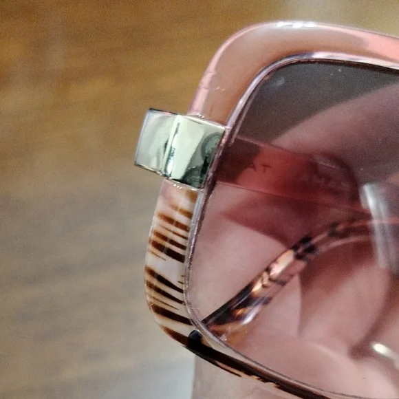 Tahari Pink Sunglasses - Picture 7 of 8